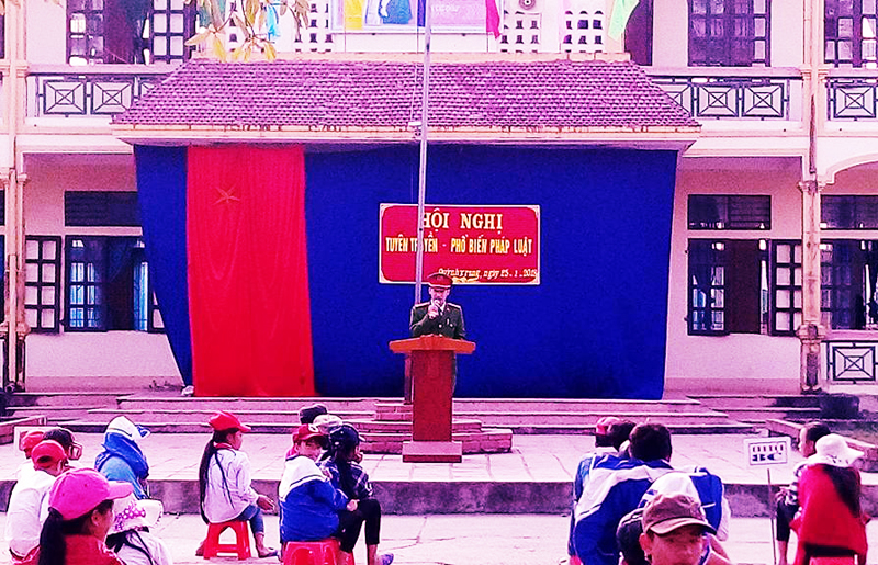 Quỳnh Trang tổ chức Hội nghị tuyên truyền phổ biến pháp luật nhân dịp đón tết Nguyên đán Mậu Tuất 2018
